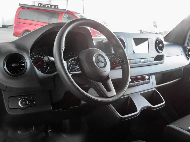 MERCEDES-BENZ Sprinter 317 CDI,3665mm,Automatik,Kamera - Furgon: obrázek 4 MERCEDES-BENZ Sprinter 317 CDI,3665mm,Automatik,Kamera - Furgon: obrázek 4