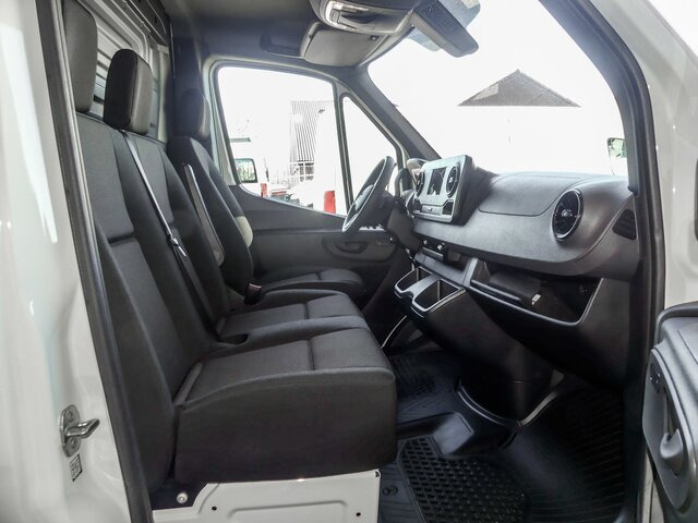 MERCEDES-BENZ Sprinter 317 CDI,3665mm,Automatik,Kamera - Furgon: obrázek 2 MERCEDES-BENZ Sprinter 317 CDI,3665mm,Automatik,Kamera - Furgon: obrázek 2
