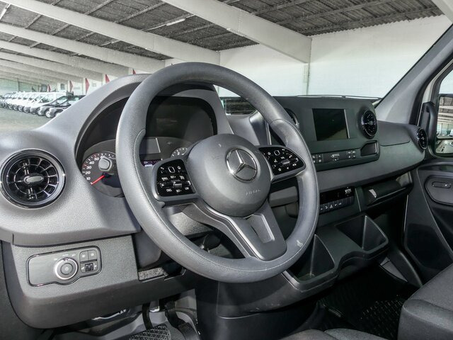 MERCEDES-BENZ Sprinter 317 CDI,3665mm,Automatik,Kamera - Furgon: obrázek 4 MERCEDES-BENZ Sprinter 317 CDI,3665mm,Automatik,Kamera - Furgon: obrázek 4