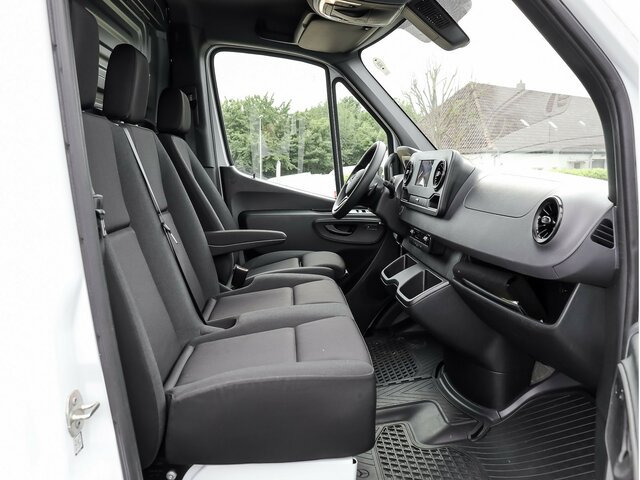 MERCEDES-BENZ Sprinter 317 CDI,3665mm,Automatik,Kamera - Furgon: obrázek 3 MERCEDES-BENZ Sprinter 317 CDI,3665mm,Automatik,Kamera - Furgon: obrázek 3