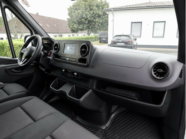 MERCEDES-BENZ Sprinter 317 CDI,3665mm,Automatik,Kamera - Furgon: obrázek 4 MERCEDES-BENZ Sprinter 317 CDI,3665mm,Automatik,Kamera - Furgon: obrázek 4