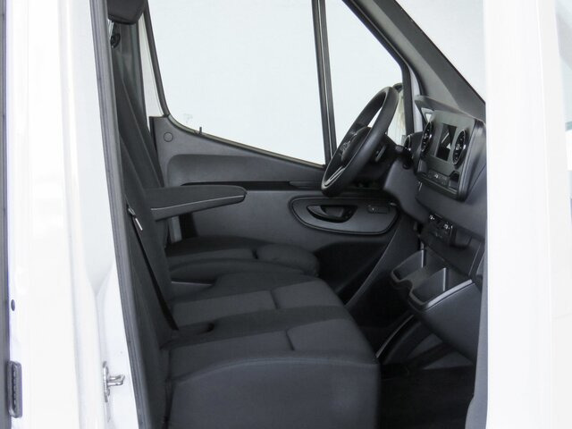 MERCEDES-BENZ Sprinter 317 CDI,3665mm,Automatik,Kamera - Furgon: obrázek 2 MERCEDES-BENZ Sprinter 317 CDI,3665mm,Automatik,Kamera - Furgon: obrázek 2