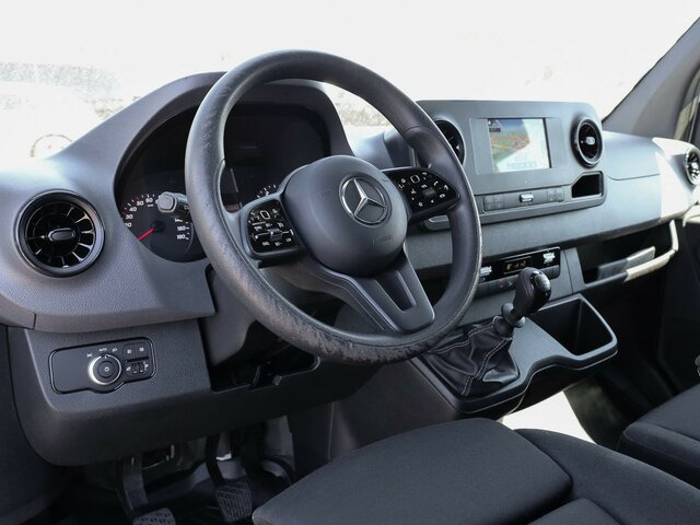 MERCEDES-BENZ Sprinter 317 CDI Kasten,L2H2,MBUX,Kamera - Furgon: obrázek 5 MERCEDES-BENZ Sprinter 317 CDI Kasten,L2H2,MBUX,Kamera - Furgon: obrázek 5