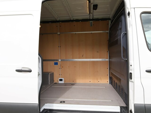 MERCEDES-BENZ Sprinter 317 CDI Kasten,L2H2,MBUX,Kamera - Furgon: obrázek 2 MERCEDES-BENZ Sprinter 317 CDI Kasten,L2H2,MBUX,Kamera - Furgon: obrázek 2