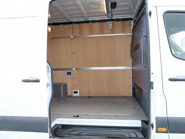MERCEDES-BENZ Sprinter 317 CDI Kasten,L2H2,MBUX,Kamera - Furgon: obrázek 2 MERCEDES-BENZ Sprinter 317 CDI Kasten,L2H2,MBUX,Kamera - Furgon: obrázek 2