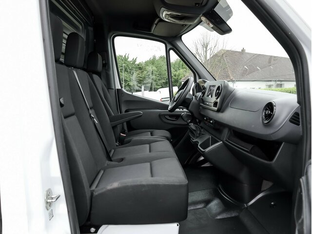 MERCEDES-BENZ Sprinter 317 CDI Kasten,L2H2,MBUX,Kamera - Furgon: obrázek 3 MERCEDES-BENZ Sprinter 317 CDI Kasten,L2H2,MBUX,Kamera - Furgon: obrázek 3