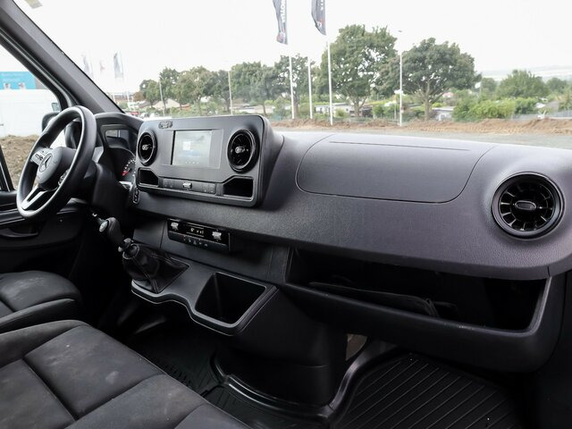MERCEDES-BENZ Sprinter 317 CDI Kasten,L2H2,MBUX,Kamera - Furgon: obrázek 4 MERCEDES-BENZ Sprinter 317 CDI Kasten,L2H2,MBUX,Kamera - Furgon: obrázek 4