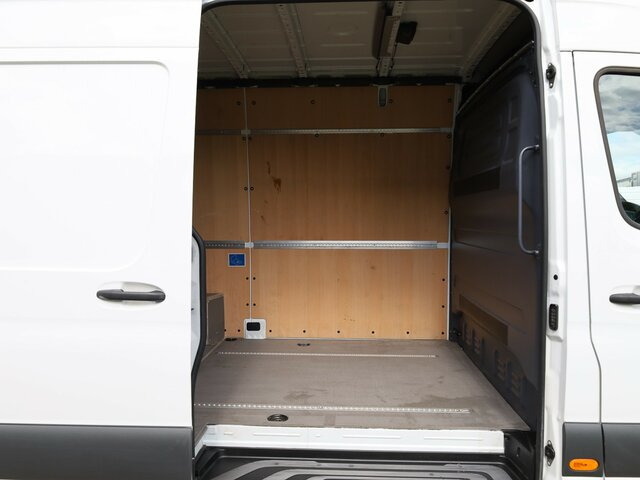 MERCEDES-BENZ Sprinter 317 CDI Kasten,L2H2,MBUX,Kamera - Furgon: obrázek 2 MERCEDES-BENZ Sprinter 317 CDI Kasten,L2H2,MBUX,Kamera - Furgon: obrázek 2