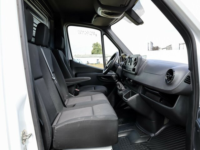 MERCEDES-BENZ Sprinter 317 CDI Kasten,L2H2,MBUX,Kamera - Furgon: obrázek 3 MERCEDES-BENZ Sprinter 317 CDI Kasten,L2H2,MBUX,Kamera - Furgon: obrázek 3