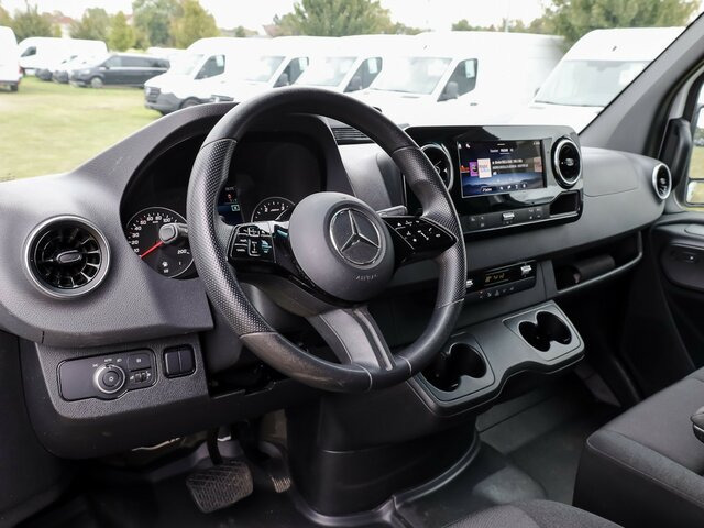 MERCEDES-BENZ Sprinter 317 Maxi,9GTronic,MBUX,Kamera... - Furgon: obrázek 5 MERCEDES-BENZ Sprinter 317 Maxi,9GTronic,MBUX,Kamera... - Furgon: obrázek 5