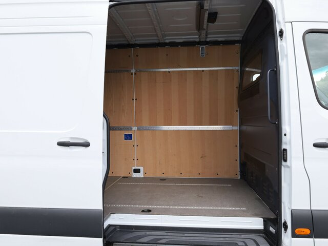 MERCEDES-BENZ Sprinter 317 Maxi,9GTronic,MBUX,Kamera... - Furgon: obrázek 2 MERCEDES-BENZ Sprinter 317 Maxi,9GTronic,MBUX,Kamera... - Furgon: obrázek 2