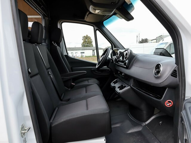 MERCEDES-BENZ Sprinter 317 Maxi,9GTronic,MBUX,Kamera... - Furgon: obrázek 3 MERCEDES-BENZ Sprinter 317 Maxi,9GTronic,MBUX,Kamera... - Furgon: obrázek 3