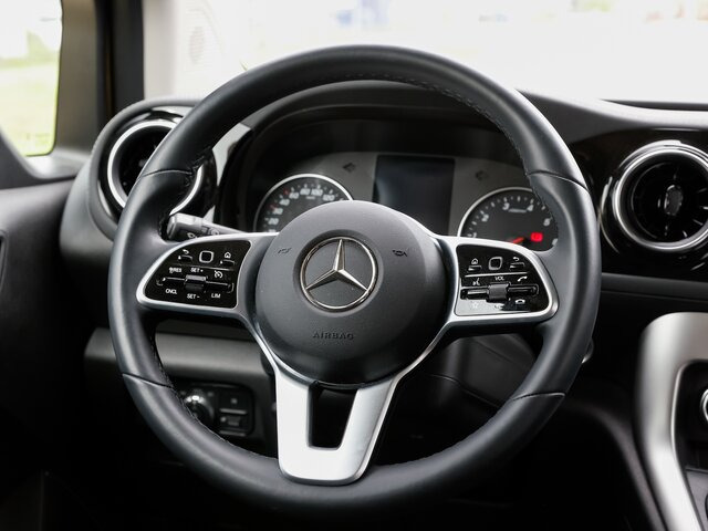 MERCEDES-BENZ T 180 Progressive,AHK,LED,Navi,Kamera,Tempomat - Mikrobus: obrázek 5 MERCEDES-BENZ T 180 Progressive,AHK,LED,Navi,Kamera,Tempomat - Mikrobus: obrázek 5