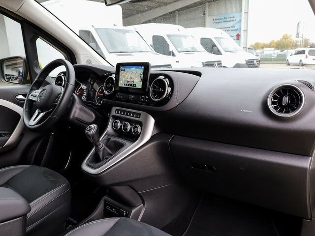 MERCEDES-BENZ T 180 Progressive,AMF Rollstuhlrampe,LED,Navi... - Mikrobus: obrázek 5 MERCEDES-BENZ T 180 Progressive,AMF Rollstuhlrampe,LED,Navi... - Mikrobus: obrázek 5