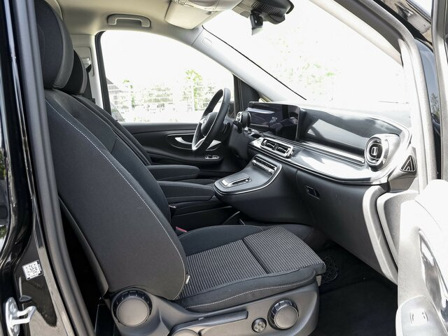 MERCEDES-BENZ V 220 d STYLE kompakt,6Sitzer,Distronic,AHK... - Mikrobus: obrázek 4 MERCEDES-BENZ V 220 d STYLE kompakt,6Sitzer,Distronic,AHK... - Mikrobus: obrázek 4