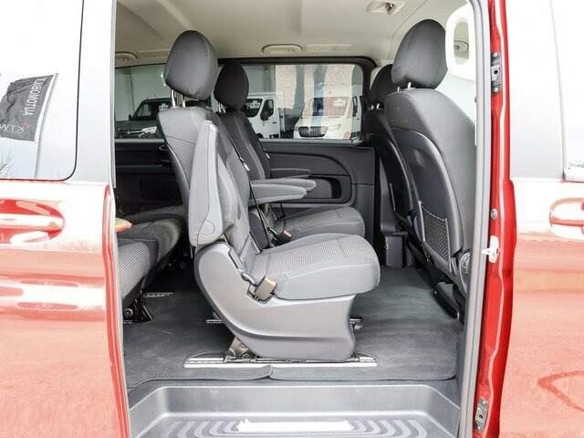 MERCEDES-BENZ V 220 d STYLE kompakt,7Sitzer,2Schiebetüren el.... - Mikrobus: obrázek 2 MERCEDES-BENZ V 220 d STYLE kompakt,7Sitzer,2Schiebetüren el.... - Mikrobus: obrázek 2