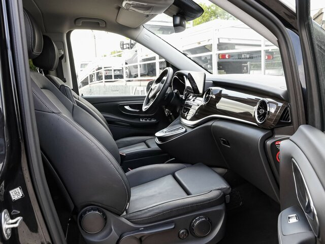 MERCEDES-BENZ V 300 Avantgarde Extralang,2xSchiebetür elektr. - Minibus, Mikrobus: obrázek 3 MERCEDES-BENZ V 300 Avantgarde Extralang,2xSchiebetür elektr. - Minibus, Mikrobus: obrázek 3