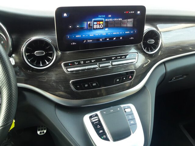 MERCEDES-BENZ V 300 Edition Extralang,2xSchiebetür el,8Sitzer... - Minibus, Mikrobus: obrázek 5 MERCEDES-BENZ V 300 Edition Extralang,2xSchiebetür el,8Sitzer... - Minibus, Mikrobus: obrázek 5