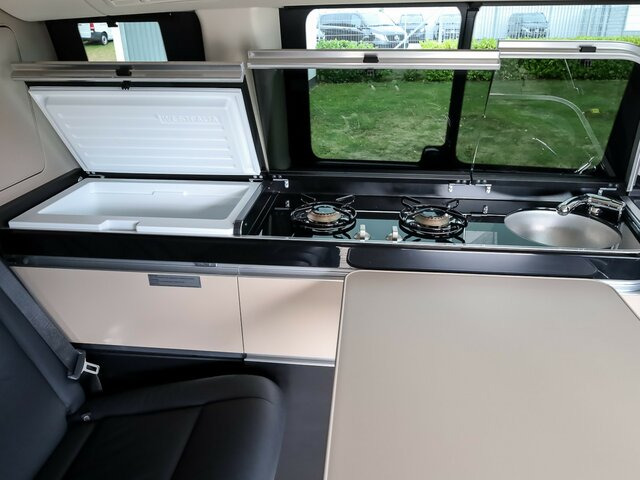 Obytná dodávka MERCEDES-BENZ V 300 Marco Polo,EasyUp,Leder,AHK2,5To,LED...: obrázek 6 Obytná dodávka MERCEDES-BENZ V 300 Marco Polo,EasyUp,Leder,AHK2,5To,LED...: obrázek 6