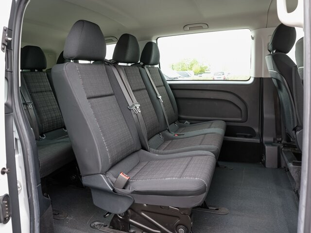 MERCEDES-BENZ Vito 111 TourerPro,lang,8Sitzer,Klima,Standhzg. - Minibus, Mikrobus: obrázek 4 MERCEDES-BENZ Vito 111 TourerPro,lang,8Sitzer,Klima,Standhzg. - Minibus, Mikrobus: obrázek 4