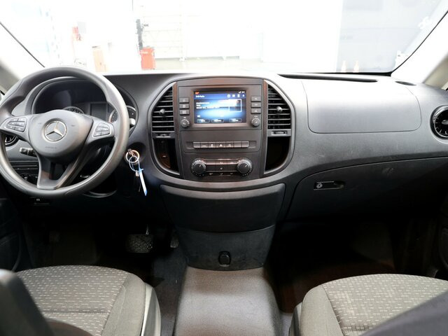 MERCEDES-BENZ Vito 114 TourerPro,lang,Automatik,8Sitze,Kamera... - Mikrobus: obrázek 2 MERCEDES-BENZ Vito 114 TourerPro,lang,Automatik,8Sitze,Kamera... - Mikrobus: obrázek 2