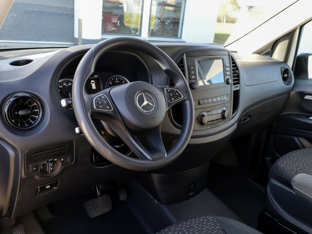 MERCEDES-BENZ Vito 114 TourerPro,lang,Automatik,8Sitze,Kamera... - Mikrobus: obrázek 5 MERCEDES-BENZ Vito 114 TourerPro,lang,Automatik,8Sitze,Kamera... - Mikrobus: obrázek 5