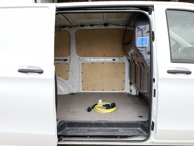 MERCEDES-BENZ eVito 111 KA,lang,Klima,Navi,Kamera,Sitzheizung... - Malá dodávka, Elektrická dodávka: obrázek 2 MERCEDES-BENZ eVito 111 KA,lang,Klima,Navi,Kamera,Sitzheizung... - Malá dodávka, Elektrická dodávka: obrázek 2