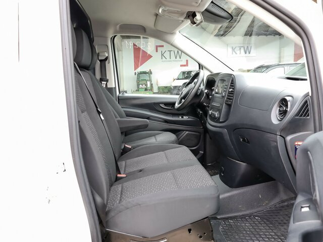 MERCEDES-BENZ eVito 111 KA,lang,Klima,Navi,Kamera,Sitzheizung... - Malá dodávka, Elektrická dodávka: obrázek 3 MERCEDES-BENZ eVito 111 KA,lang,Klima,Navi,Kamera,Sitzheizung... - Malá dodávka, Elektrická dodávka: obrázek 3