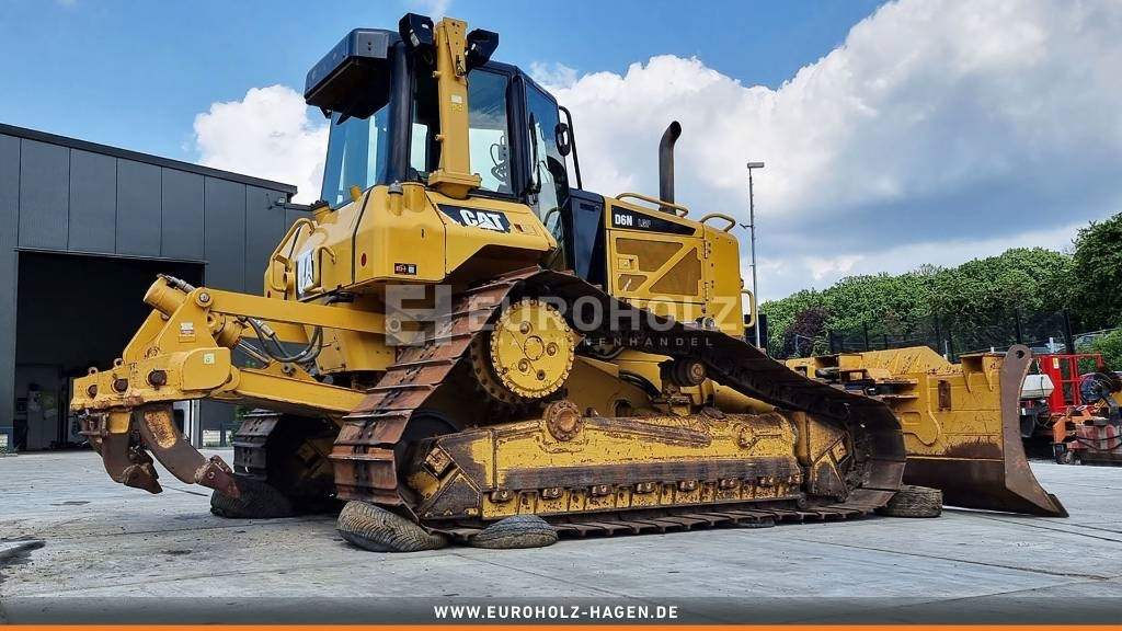 CAT D6N T4 LGP Ripper hydraulische 6-Wege-Verstellung - Buldozer: obrázek 4 CAT D6N T4 LGP Ripper hydraulische 6-Wege-Verstellung - Buldozer: obrázek 4