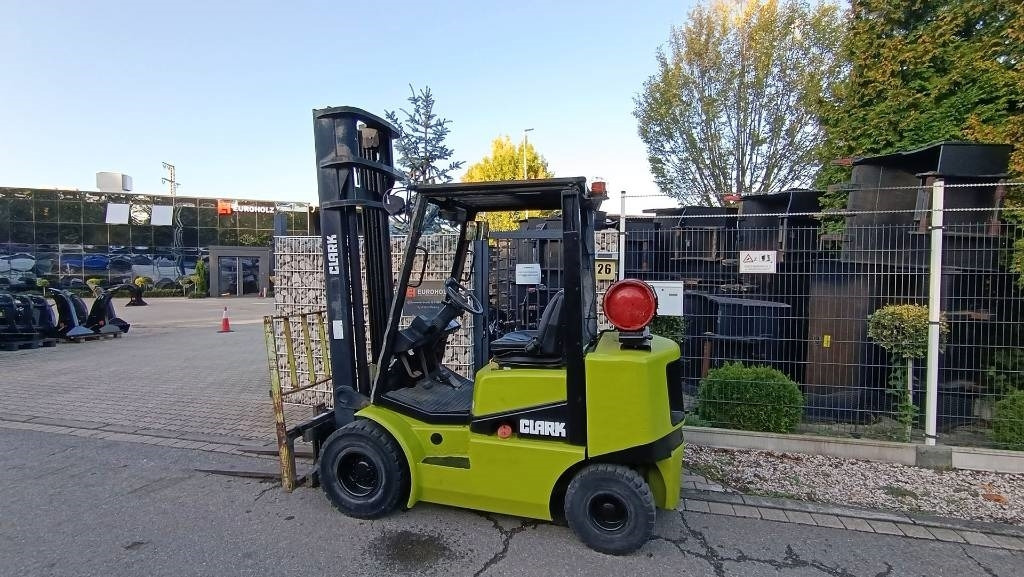 Plynový vysokozdvižný vozík Clark CGP 25 Duplex, hydr. Seitenschieber, Hubhöhe 4,15: obrázek 19
