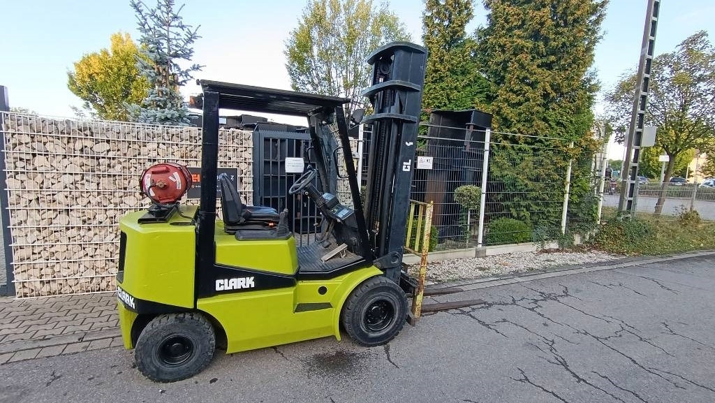 Plynový vysokozdvižný vozík Clark CGP 25 Duplex, hydr. Seitenschieber, Hubhöhe 4,15: obrázek 6