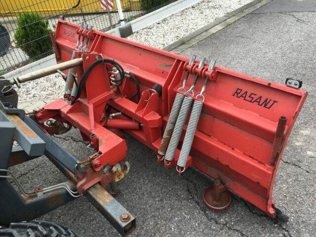 Rasant KT 9045 Kombi Trak Winterdienst Frontlad - Vozidlo pro zimní údržbu: obrázek 5 Rasant KT 9045 Kombi Trak Winterdienst Frontlad - Vozidlo pro zimní údržbu: obrázek 5