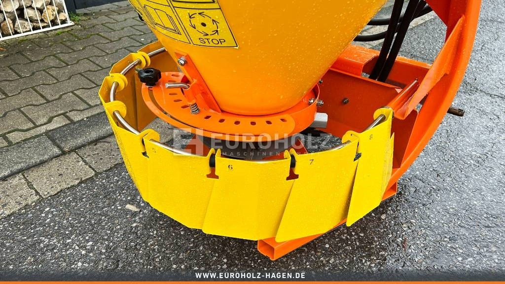 Salzstreuer Sandstreuer PS-250M Dreipunktaufnahme - Sypač písku/ Soli pro Komunální/ Speciální technika: obrázek 5 Salzstreuer Sandstreuer PS-250M Dreipunktaufnahme - Sypač písku/ Soli pro Komunální/ Speciální technika: obrázek 5
