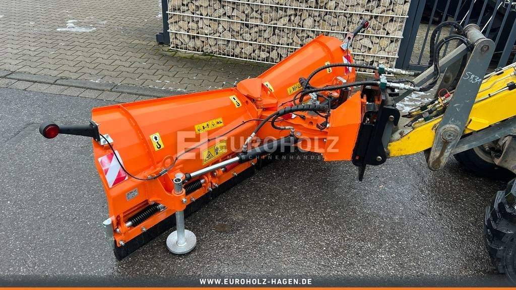 Schneepflug Schneeschild Vario 4-Wege PUV-2000M - Sněžný pluh pro Zemědělská technika: obrázek 3 Schneepflug Schneeschild Vario 4-Wege PUV-2000M - Sněžný pluh pro Zemědělská technika: obrázek 3