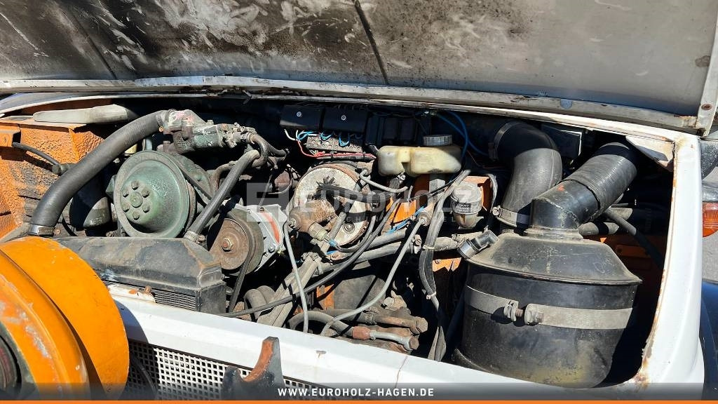 Unimog 406 Allrad Zapfwelle Luftkompressor Pritsche AHK leasing Unimog 406 Allrad Zapfwelle Luftkompressor Pritsche AHK: obrázek 17 Unimog 406 Allrad Zapfwelle Luftkompressor Pritsche AHK leasing Unimog 406 Allrad Zapfwelle Luftkompressor Pritsche AHK: obrázek 17