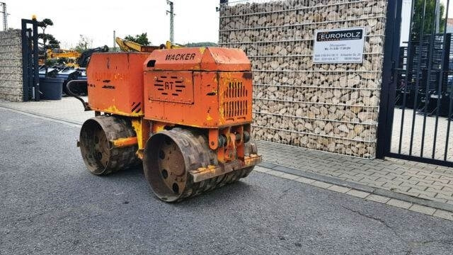 Wacker RT 820 Walze Fernbedienung Rüttelwalze - Vibrační deska: obrázek 3 Wacker RT 820 Walze Fernbedienung Rüttelwalze - Vibrační deska: obrázek 3