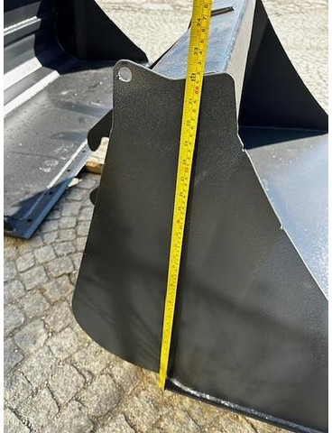 Big Schwergutschaufel 180 cm mit JCB 520-50 Aufnahme - Lžíce: obrázek 4 Big Schwergutschaufel 180 cm mit JCB 520-50 Aufnahme - Lžíce: obrázek 4