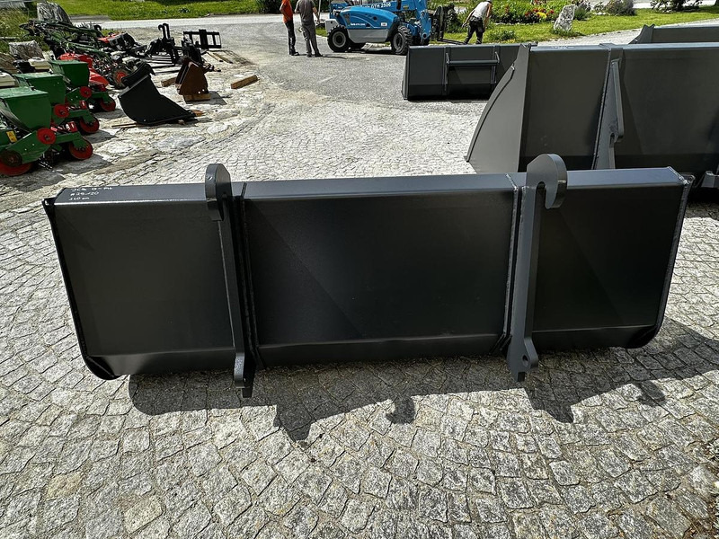 Big Schwergutschaufel 240 cm mit JCB Q-Fit Aufnahme - Lžíce: obrázek 4 Big Schwergutschaufel 240 cm mit JCB Q-Fit Aufnahme - Lžíce: obrázek 4