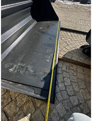 Big Schwergutschaufel 240 cm mit Merlo ZM2 Aufnahme - Lžíce: obrázek 2 Big Schwergutschaufel 240 cm mit Merlo ZM2 Aufnahme - Lžíce: obrázek 2