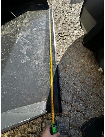 Big Volumenschaufel 200 cm mit Merlo ZM2 Aufnahme - Lžíce: obrázek 2 Big Volumenschaufel 200 cm mit Merlo ZM2 Aufnahme - Lžíce: obrázek 2