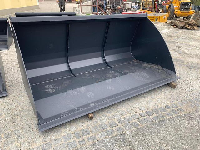 Big Volumenschaufel 250 cm mit Euro Aufnahme - Minibus, Mikrobus: obrázek 1 Big Volumenschaufel 250 cm mit Euro Aufnahme - Minibus, Mikrobus: obrázek 1