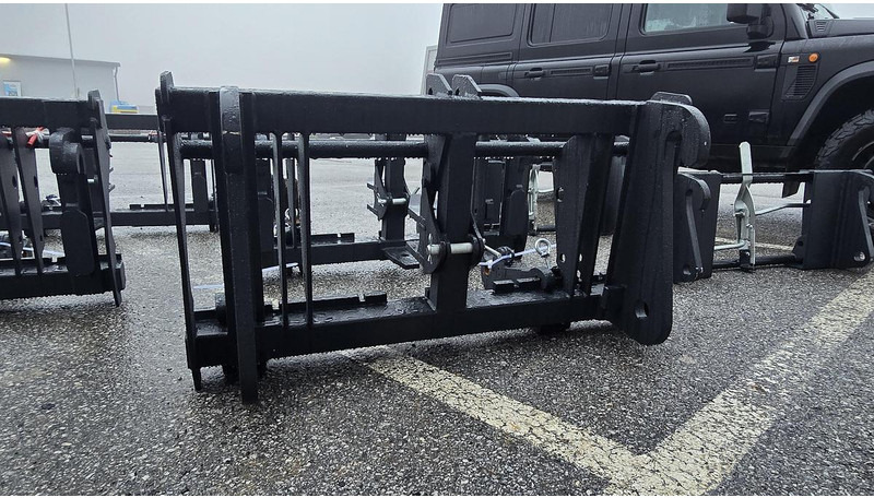 Big Adapter Claas Scorpio auf Dreipunkt - Příslušenství: obrázek 2 Big Adapter Claas Scorpio auf Dreipunkt - Příslušenství: obrázek 2