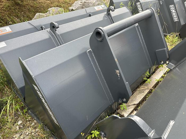 Big Schwergutschaufel 200 cm mit Bobcat Teleskoplader Aufnahme - Příslušenství: obrázek 3 Big Schwergutschaufel 200 cm mit Bobcat Teleskoplader Aufnahme - Příslušenství: obrázek 3