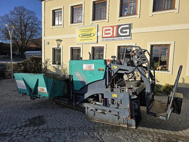 Vögele Super 800 Asphaltfertiger - Technika pro ukládaní asfaltu: obrázek 5 Vögele Super 800 Asphaltfertiger - Technika pro ukládaní asfaltu: obrázek 5