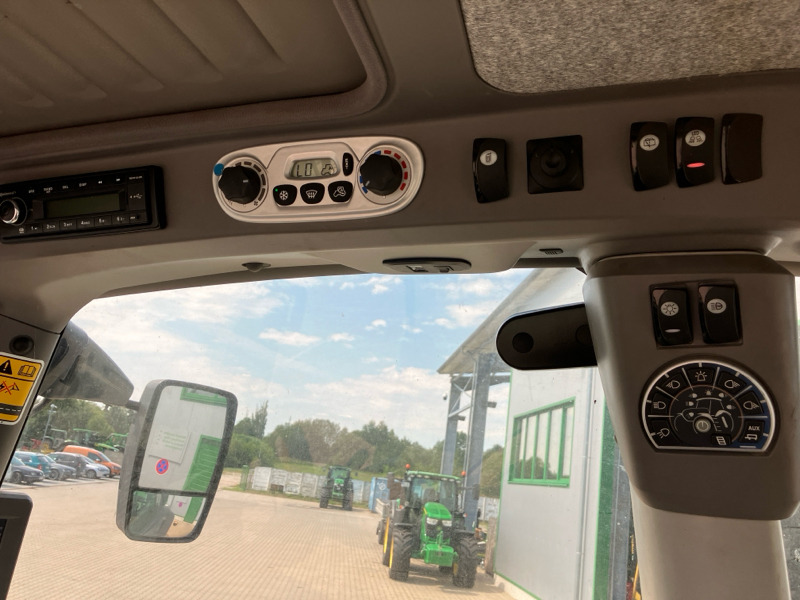 Deutz-Fahr Agrotron 7250 TTV Warrior - Traktor: obrázek 3 Deutz-Fahr Agrotron 7250 TTV Warrior - Traktor: obrázek 3