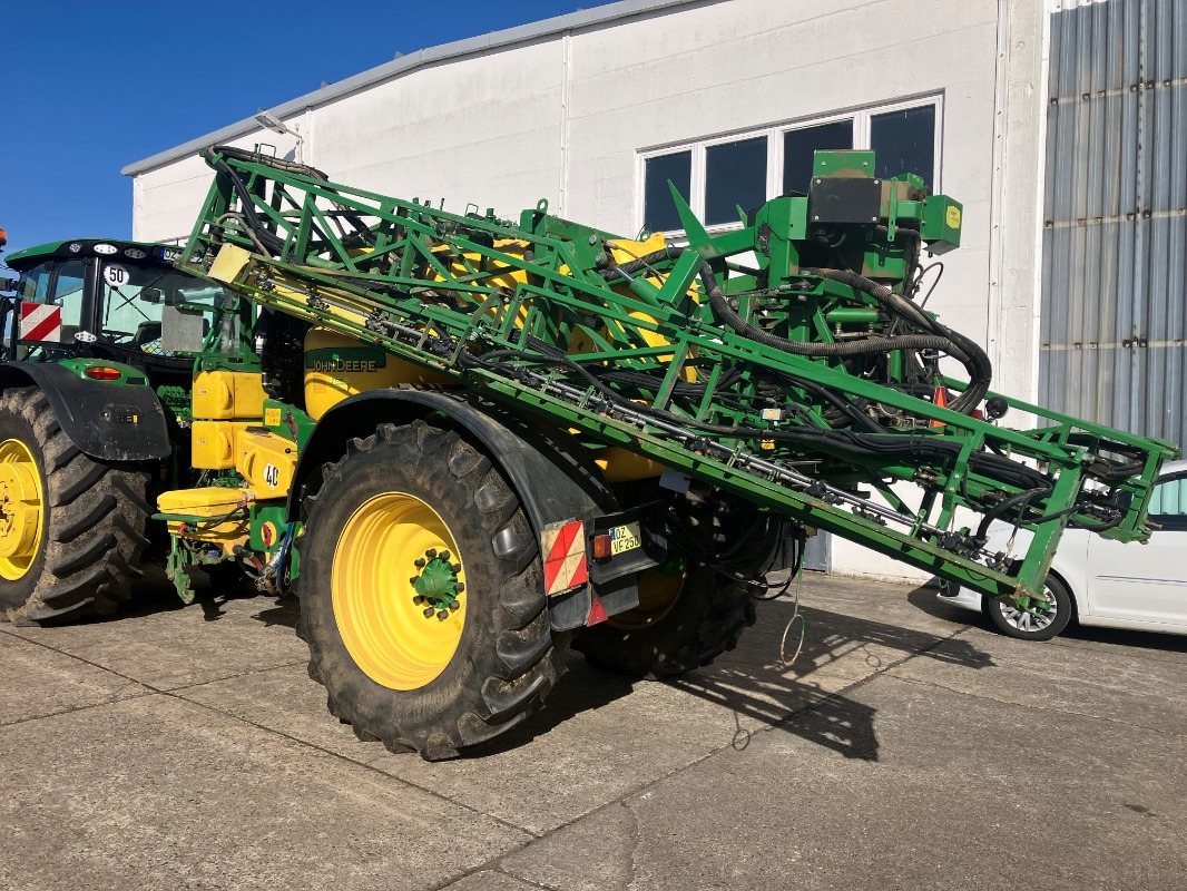 John Deere 840i Anhängespritze/ 30m Gestänge - Postřikovač: obrázek 3 John Deere 840i Anhängespritze/ 30m Gestänge - Postřikovač: obrázek 3
