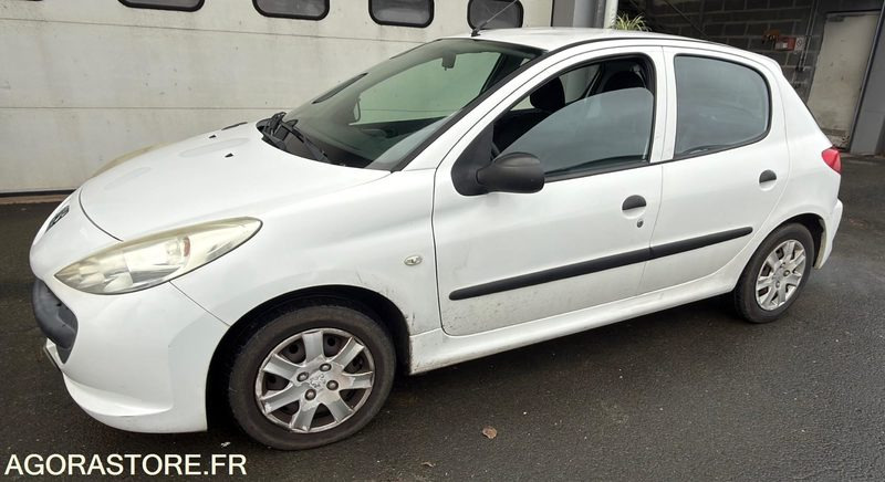 206 + - Osobní auto: obrázek 3 206 + - Osobní auto: obrázek 3