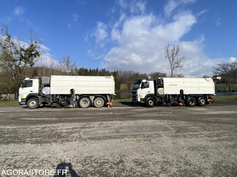 3 BALAYEUSES 6 ROUES - VOLVO - FMFH - 2011 A 2013 - Zametací vůz: obrázek 1 3 BALAYEUSES 6 ROUES - VOLVO - FMFH - 2011 A 2013 - Zametací vůz: obrázek 1