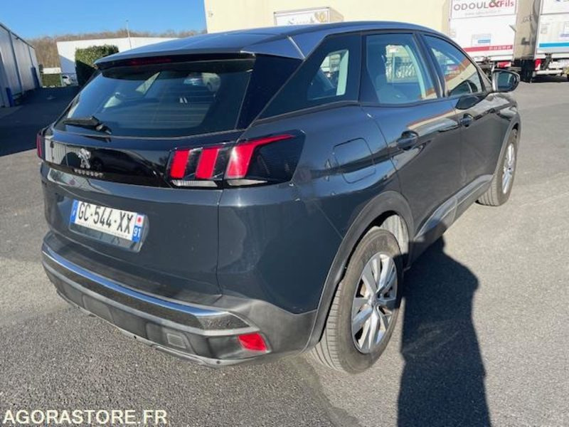 3008 ACTIVE 1.2i 130cv- 2018- 94200 KM - SUV: obrázek 3 3008 ACTIVE 1.2i 130cv- 2018- 94200 KM - SUV: obrázek 3