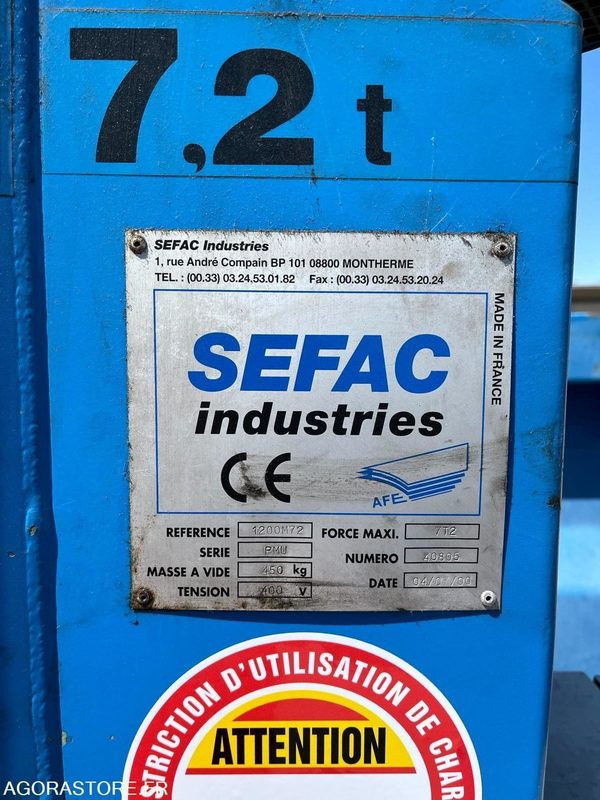 4 COLONNES SEFAC (2000) - Vybavení garáže/ Dílny: obrázek 4 4 COLONNES SEFAC (2000) - Vybavení garáže/ Dílny: obrázek 4